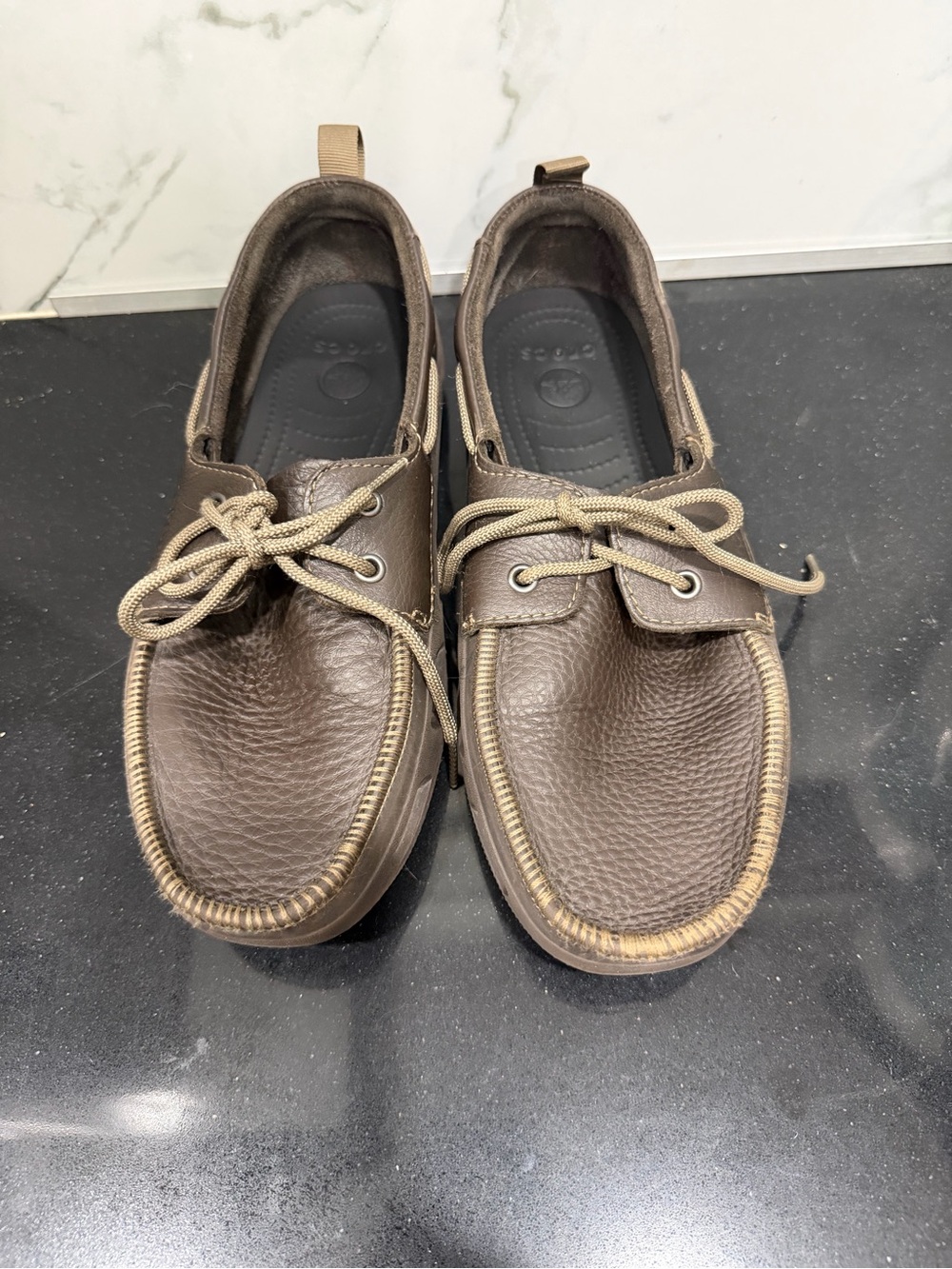 CROCS Men's cove sport boat deck  Brown Leather-Texture loafers